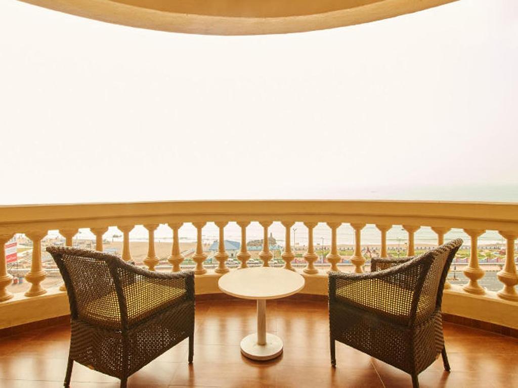 The Gateway Hotel Beach Road Визакхапатнам Екстериор снимка